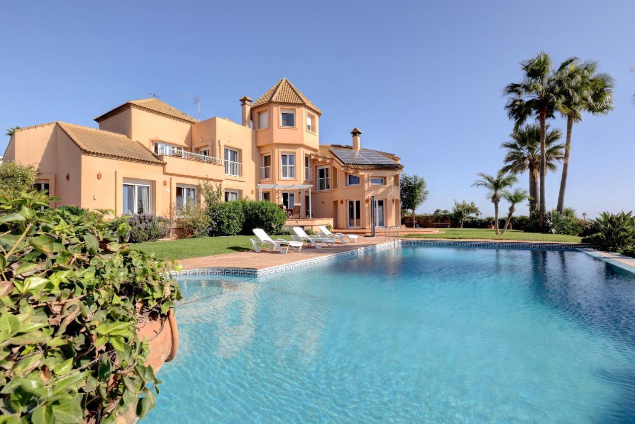 Villa Alcaidesa Vistas Al Mar San Roque  Exterior photo