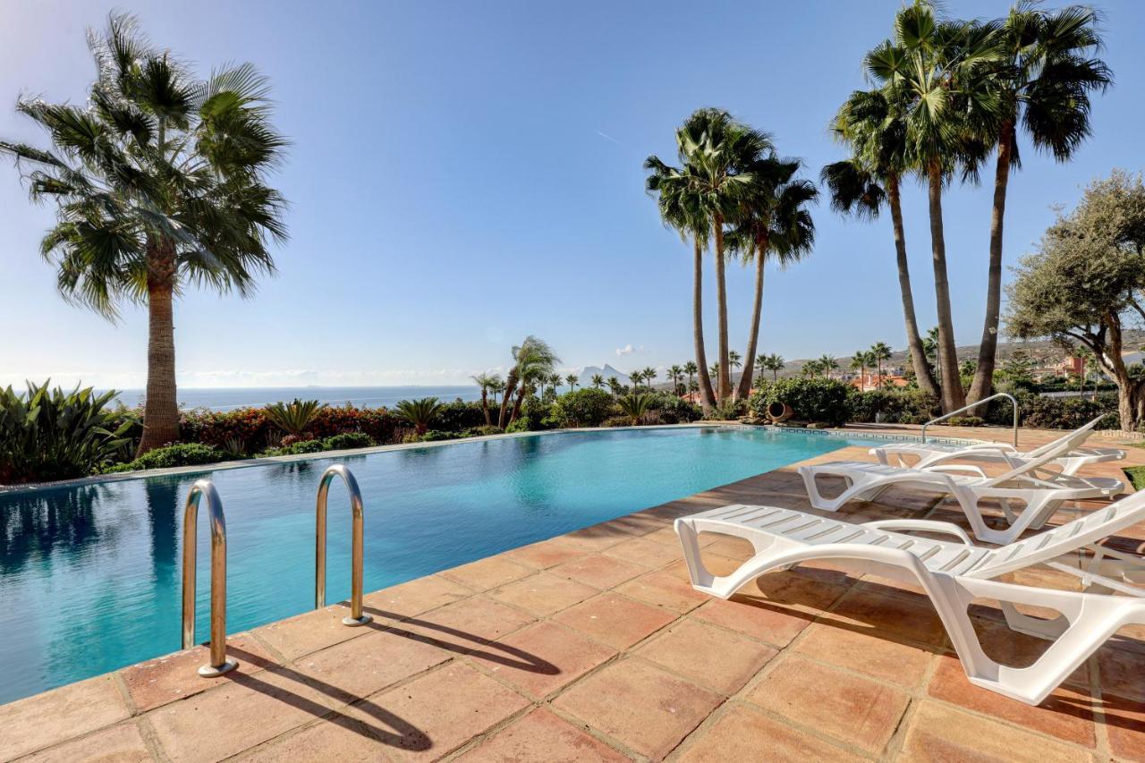 Villa Alcaidesa Vistas Al Mar San Roque  Exterior photo